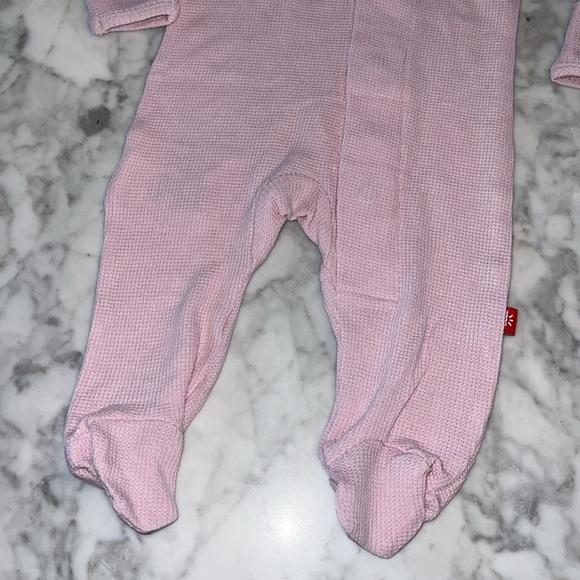 NWT MAGNETIC ME WAFFLE LILAC SNOW FOOTIE 0/3M - Picture 4 of 5